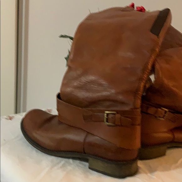 Call it Spring tall boots in tan colour - Picture 3 of 7